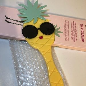 Too Faced Makeup - Too faced lookin fine-apple limited edition π Too Faced Makeup - Too faced lookin fine-apple limited edition π